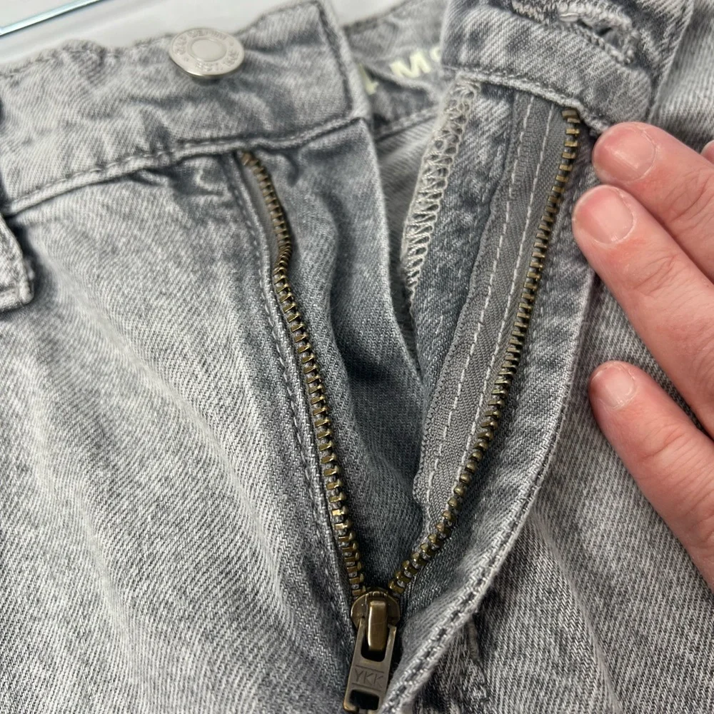 Gap Teen Girls Size 14 Stonewashed Gray‎ Mom Jeans